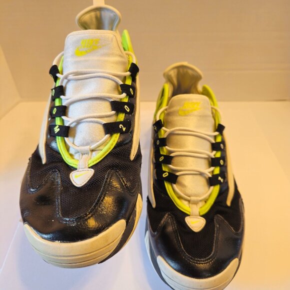 Nike  Zoom 2K  Men's Size 11 White-Black Volt Sneakers - A00269-004 - Picture 6 of 13